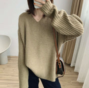【動画あり】カシミヤ混Vネックニットセーター　５色展開 - select store mirror me【動画あり】カシミヤ混Vネックニットセーター　５色展開189966178mirror meselect store mirror me189966178アイボリー