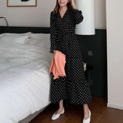 Vネック上品ドットタックフレアワンピース - select store mirror meVネック上品ドットタックフレアワンピース109742137mirror meselect store mirror me109742137S
