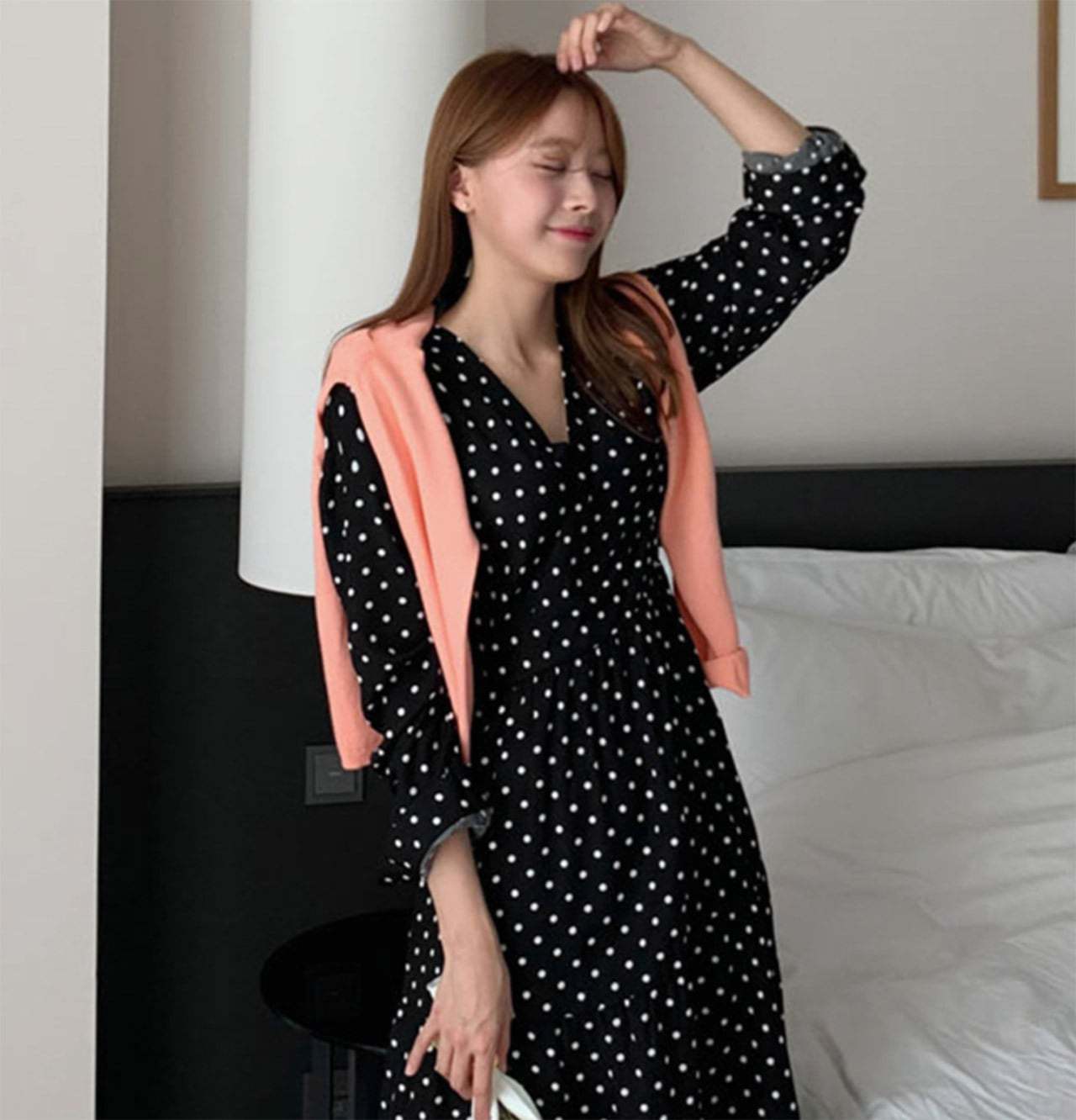 Vネック上品ドットタックフレアワンピース - select store mirror meVネック上品ドットタックフレアワンピース109742137mirror meselect store mirror me109742137S