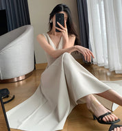 Vネックデザインピュアホワイトワンピース - select store mirror meVネックデザインピュアホワイトワンピース207105797mirror meselect store mirror me207105797S