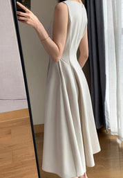 Vネックデザインピュアホワイトワンピース - select store mirror meVネックデザインピュアホワイトワンピース207105797mirror meselect store mirror me207105797S