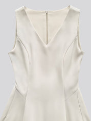 Vネックデザインピュアホワイトワンピース - select store mirror meVネックデザインピュアホワイトワンピース207105797mirror meselect store mirror me207105797S