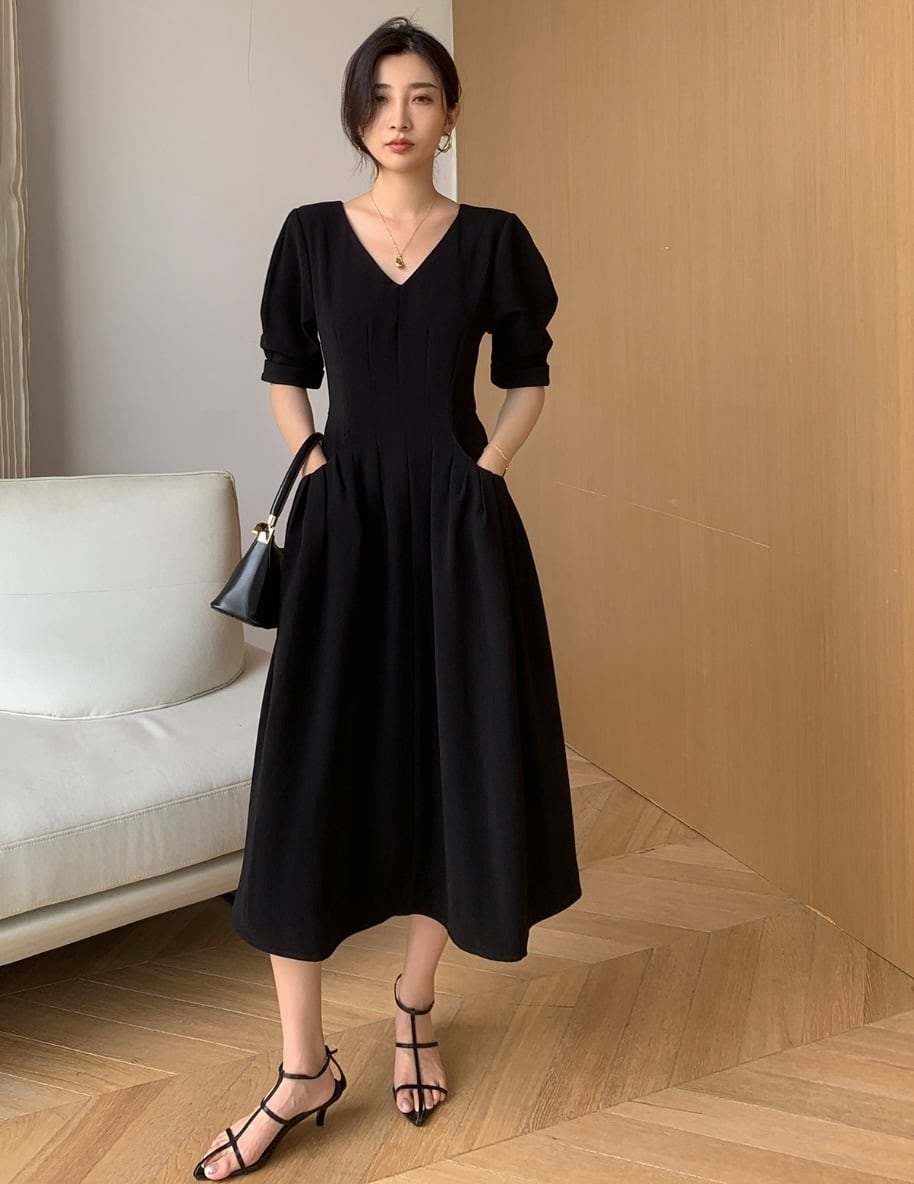 【動画あり】美ラインVネックシックブラックワンピース - select store mirror me【動画あり】美ラインVネックシックブラックワンピース243548291mirrormeselect store mirror me243548291S